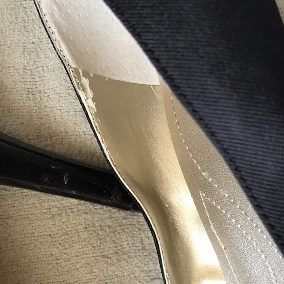 Tahari Laurie Shoe Sz7.5 Black Heels Patent/Fabric Beautiful Pre-Owned - Picture 10 of 12